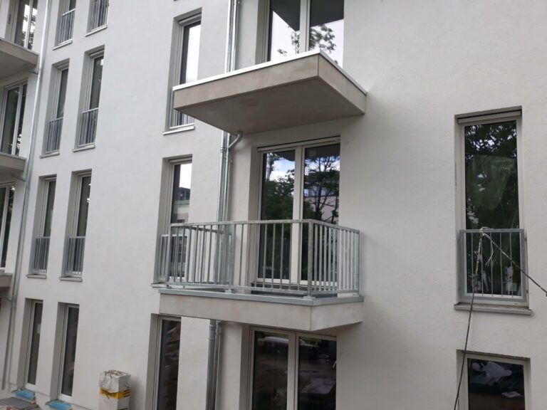 Balustrady balkonowe (21)