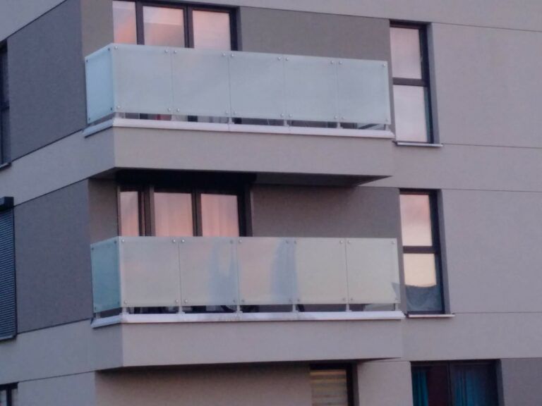 Balustrady balkonowe (8)